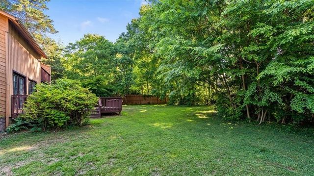 2016 Ledford Road, Greensboro, NC 27406