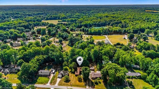 2016 Ledford Road, Greensboro, NC 27406