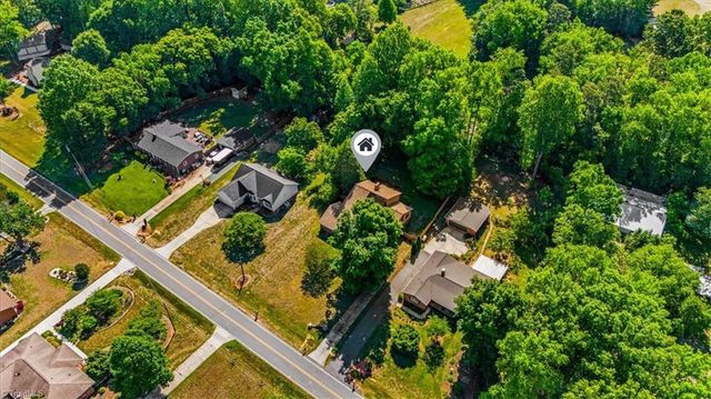 2016 Ledford Road, Greensboro, NC 27406