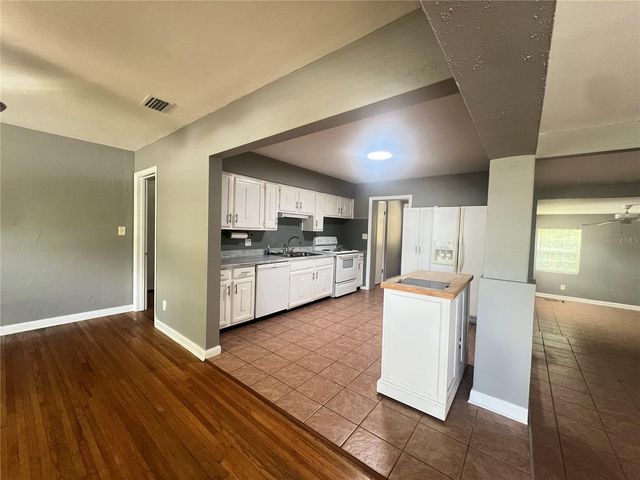 3900 17TH STREET N, St Petersburg, FL 33714