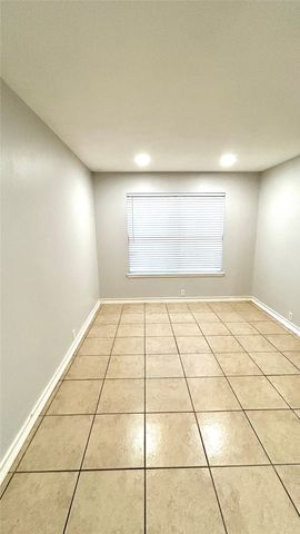 111 Quail Run Drive, Seagoville, TX 75159