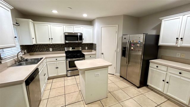 111 Quail Run Drive, Seagoville, TX 75159