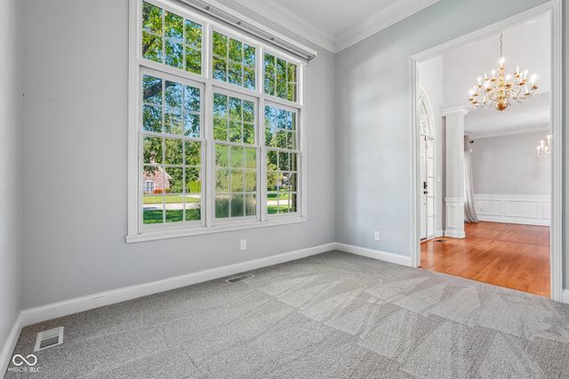 11464 Old Stone Drive, Indianapolis, IN 46236