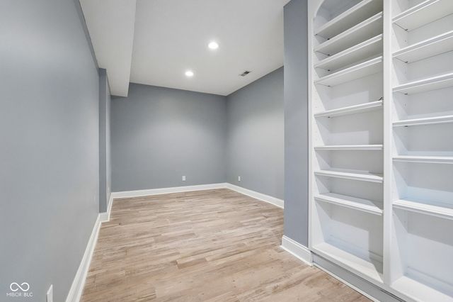 11464 Old Stone Drive, Indianapolis, IN 46236