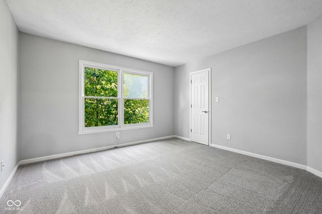 11464 Old Stone Drive, Indianapolis, IN 46236