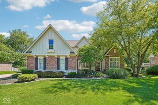 11464 Old Stone Drive, Indianapolis, IN 46236