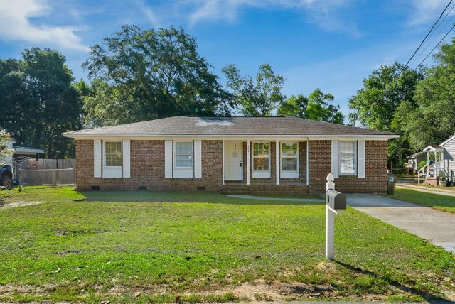 204 Palmetto Street, Moncks Corner, SC 29461