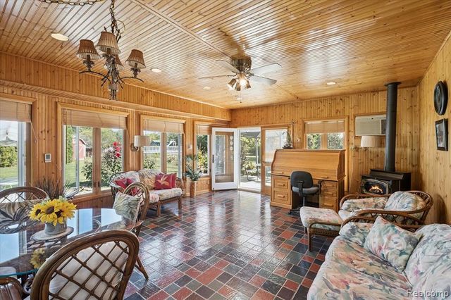 49816 W Huron River Drive, Belleville, MI 48111