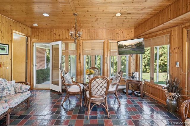 49816 W Huron River Drive, Belleville, MI 48111