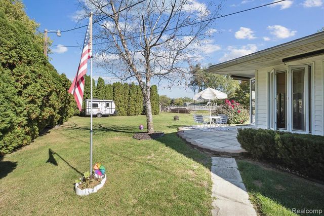 49816 W Huron River Drive, Belleville, MI 48111