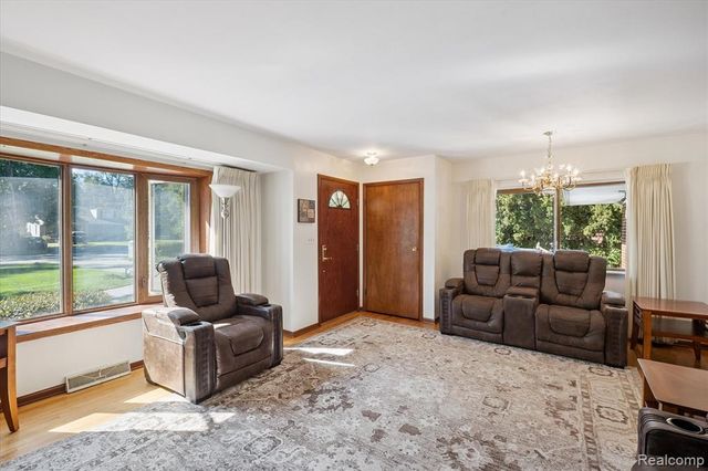 49816 W Huron River Drive, Belleville, MI 48111