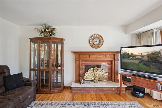 49816 W Huron River Drive, Belleville, MI 48111