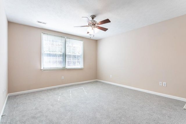 106 Willards WAY, Yorktown, VA 23693