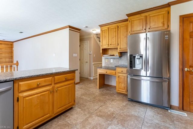 106 Willards WAY, Yorktown, VA 23693