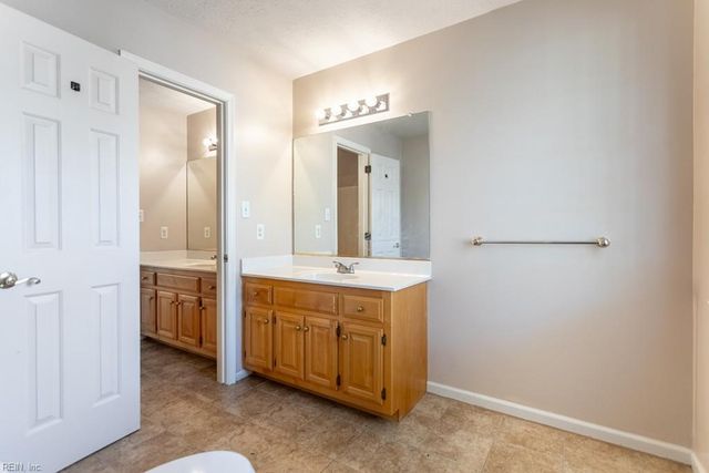 106 Willards WAY, Yorktown, VA 23693