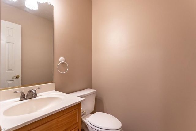 106 Willards WAY, Yorktown, VA 23693