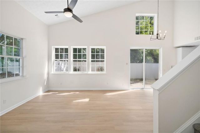 872 Windcroft Circle NW, Acworth, GA 30101