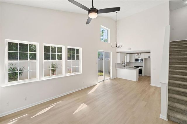 872 Windcroft Circle NW, Acworth, GA 30101