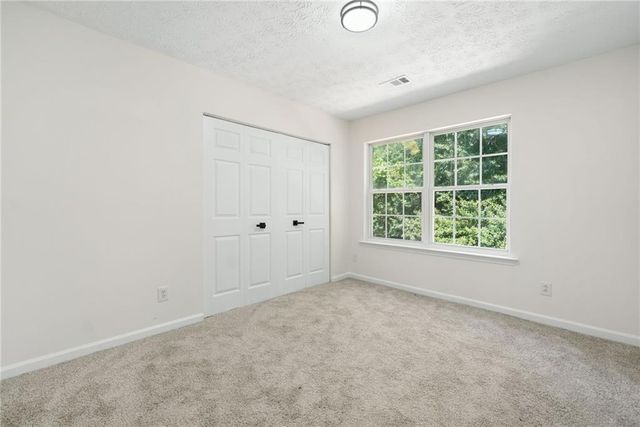 872 Windcroft Circle NW, Acworth, GA 30101