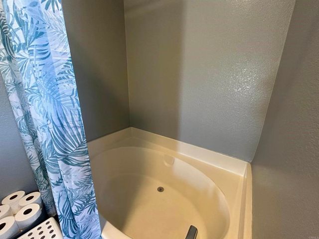 2550 E Valley Pkwy 87, Escondido, CA 92027
