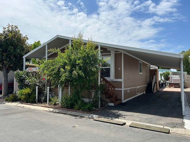 2550 E Valley Pkwy 87, Escondido, CA 92027