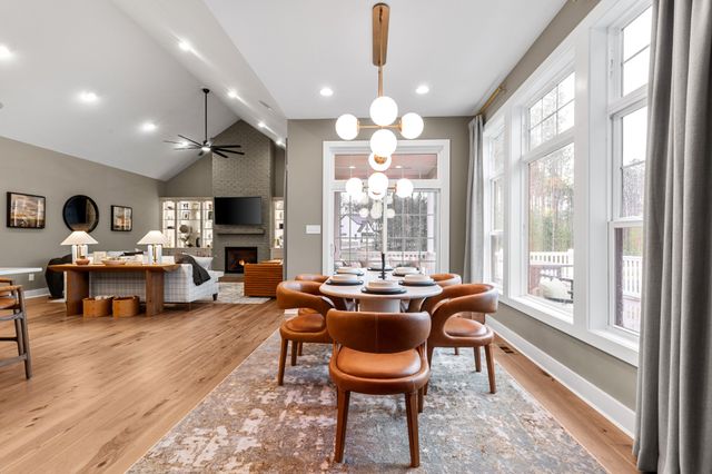 1488 Saundersville Rd, Hendersonville, TN 37075