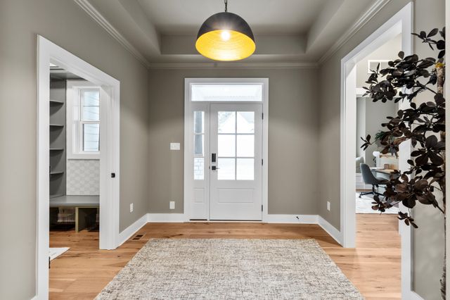 1488 Saundersville Rd, Hendersonville, TN 37075