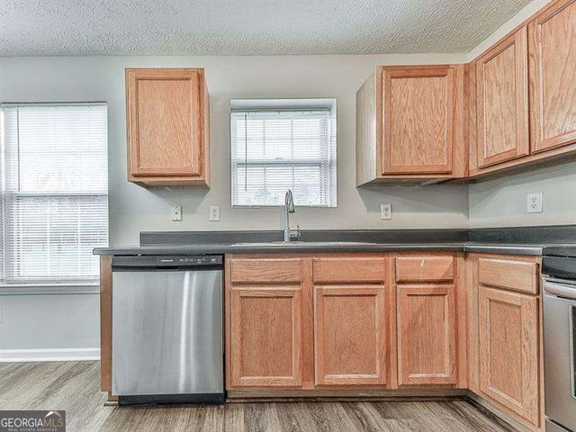 944 Longbranch Lane, Douglasville, GA 30134