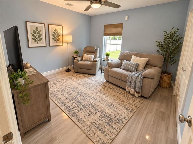 2034 NE 5th ST, Cape Coral, FL 33909