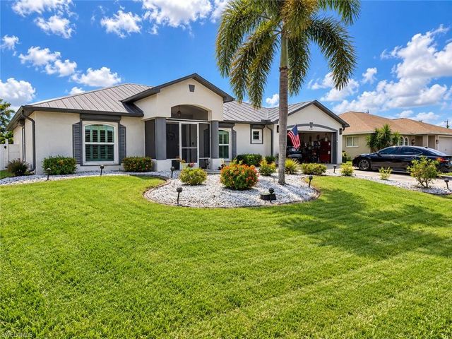 2034 NE 5th ST, Cape Coral, FL 33909
