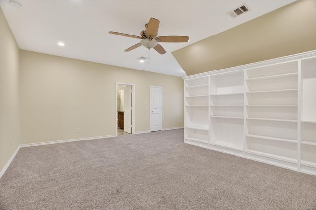 2000 Adams Lane S, Azle, TX 76020