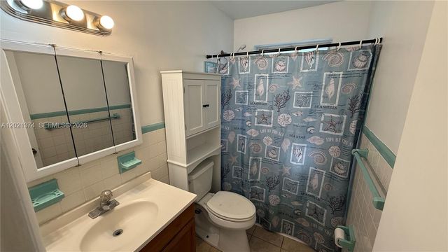 4940 SW 28th Ter S, Dania Beach, FL 33312