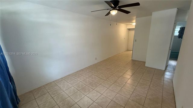 4940 SW 28th Ter S, Dania Beach, FL 33312