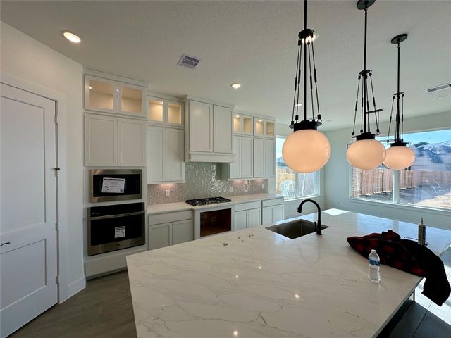 485 Lone Ranger Drive, Montgomery, TX 77316