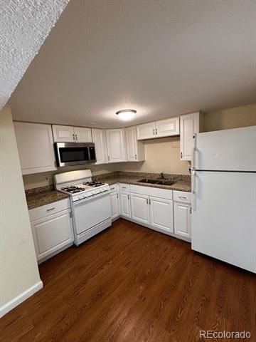 1165 Akron, Aurora, CO 80010