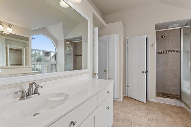 7902 Cahill DR, Austin, TX 78729