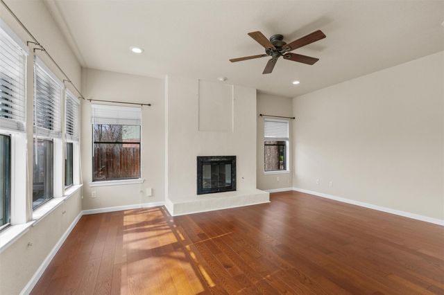 7902 Cahill DR, Austin, TX 78729