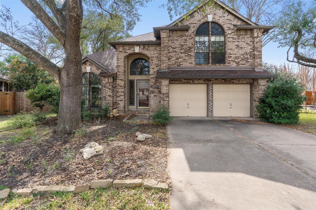 7902 Cahill DR, Austin, TX 78729