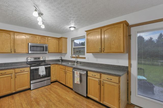 5901 Stillponds Place, Columbus, OH 43228