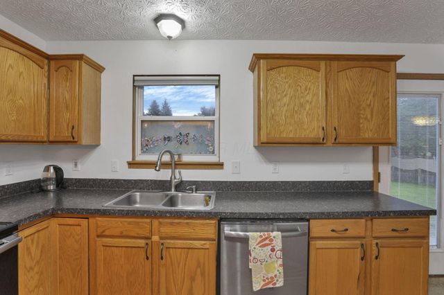5901 Stillponds Place, Columbus, OH 43228