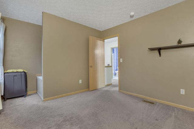 5901 Stillponds Place, Columbus, OH 43228