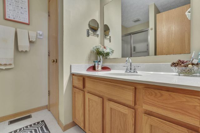 5901 Stillponds Place, Columbus, OH 43228