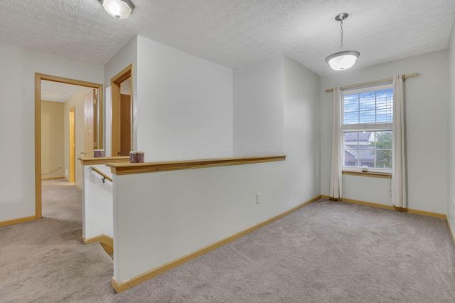 5901 Stillponds Place, Columbus, OH 43228