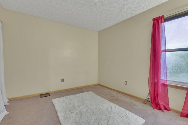 5901 Stillponds Place, Columbus, OH 43228
