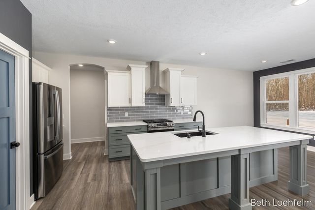 1885 Shaw Road, Bailey, MI 49303