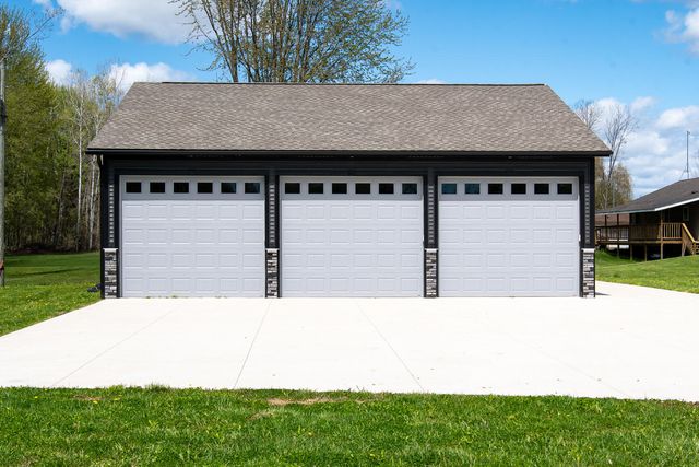1885 Shaw Road, Bailey, MI 49303
