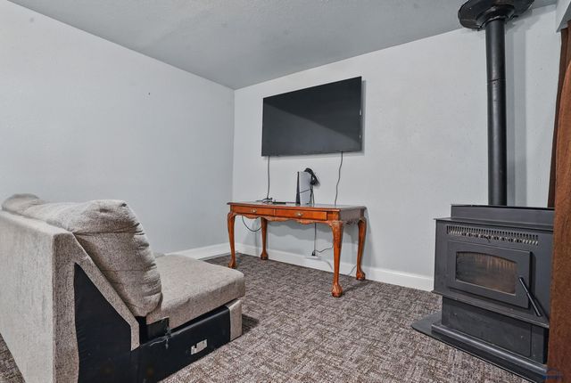 4012 CHIEF DR, Rapid City, SD 57701