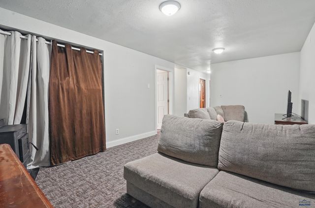 4012 CHIEF DR, Rapid City, SD 57701