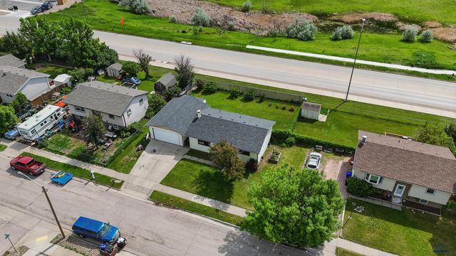 4012 CHIEF DR, Rapid City, SD 57701