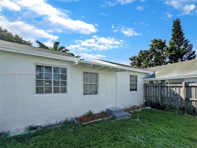 2118 Cleveland St, Hollywood, FL 33020